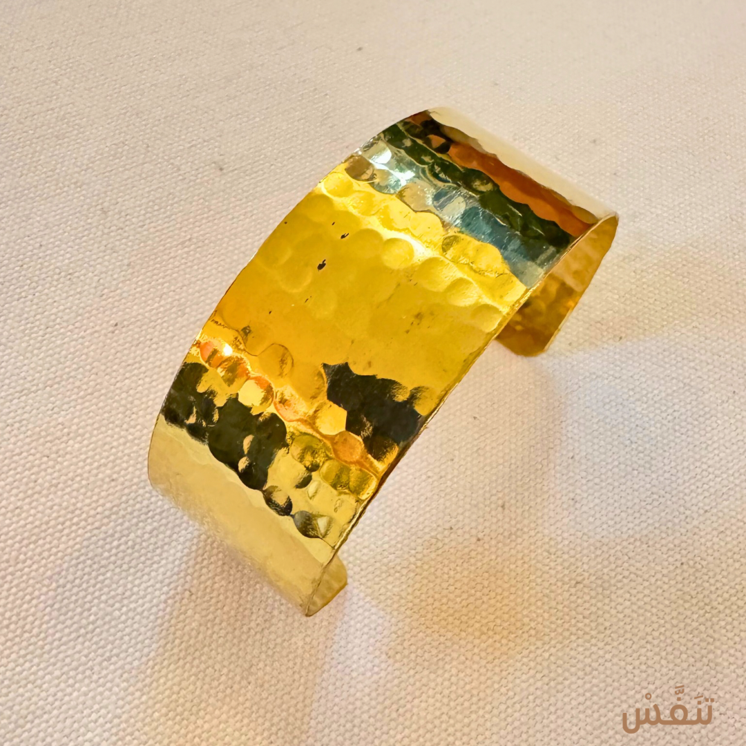 Vintage Shiny Hammered Style Tone Cuff Bracelet